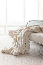 Load image into Gallery viewer, Couture Collection Ivory Mink Faux Fur Throw