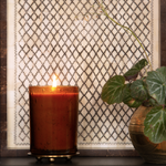 Load image into Gallery viewer, Rosy Rings Lemon Blossom &amp; Lychee Sunray Glass Candle
