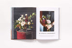 Load image into Gallery viewer, Handpicked: Simple, Sustainable, and Seasonal Flower Arrangements
