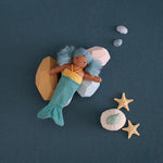 Load image into Gallery viewer, Holdie Folk - Mermaid Pearl
